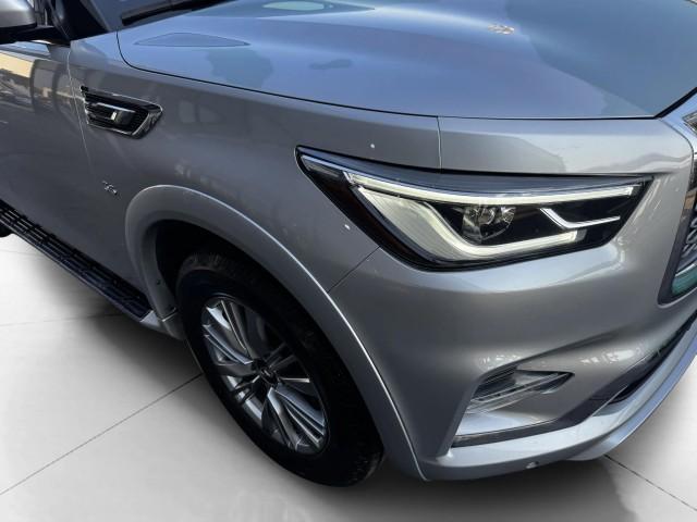 Photo of 2018 Liquid Platinum INFINITI QX80