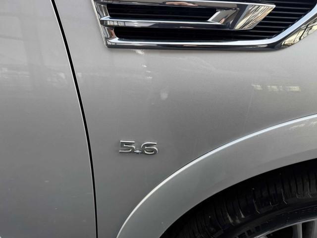Photo of 2018 Liquid Platinum INFINITI QX80