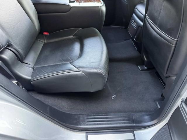 Photo of 2018 Liquid Platinum INFINITI QX80