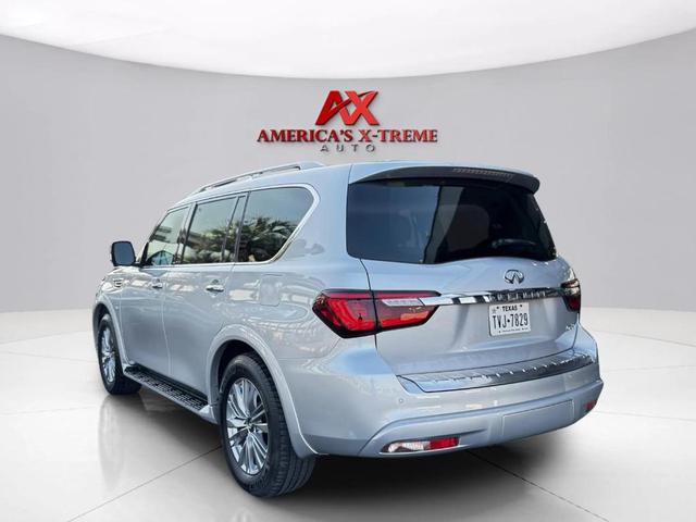 Photo of 2018 Liquid Platinum INFINITI QX80