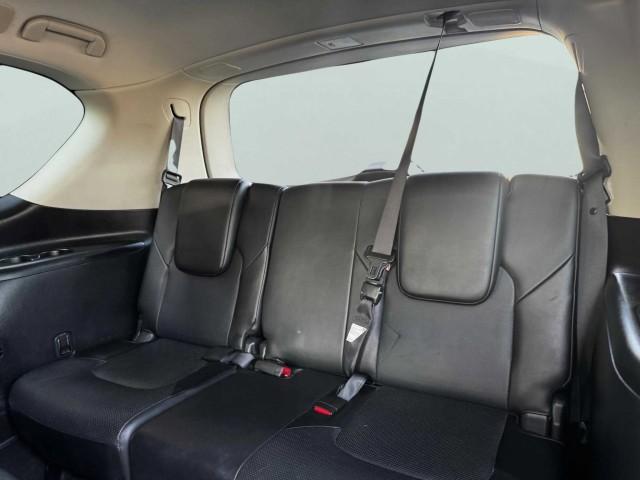 Photo of 2018 Liquid Platinum INFINITI QX80