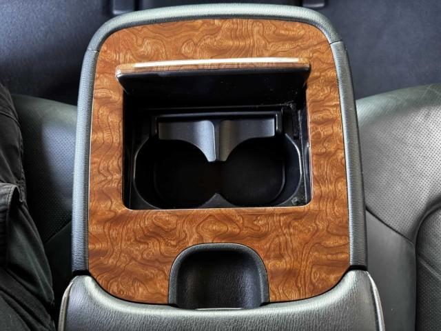 Photo of 2018 Liquid Platinum INFINITI QX80