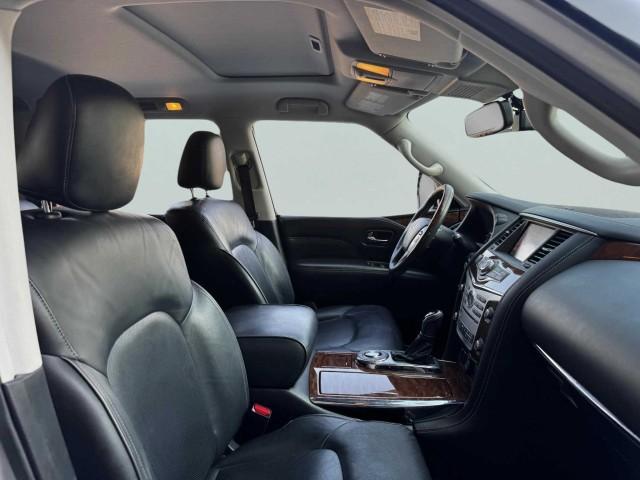 Photo of 2018 Liquid Platinum INFINITI QX80