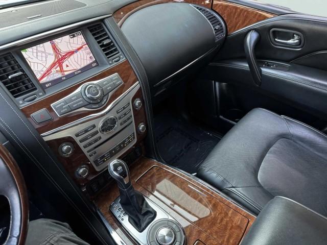 Photo of 2018 Liquid Platinum INFINITI QX80