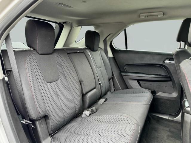 Photo of 2013 Silver Ice Metallic Chevrolet Equinox