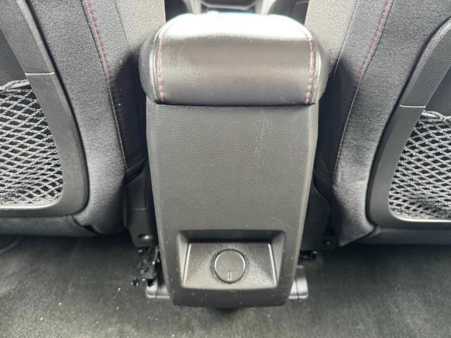 Photo of 2013 Silver Ice Metallic Chevrolet Equinox