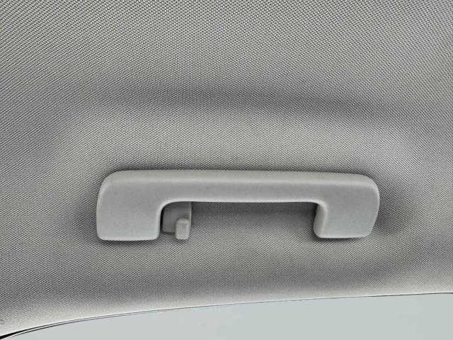 Photo of 2013 Silver Ice Metallic Chevrolet Equinox