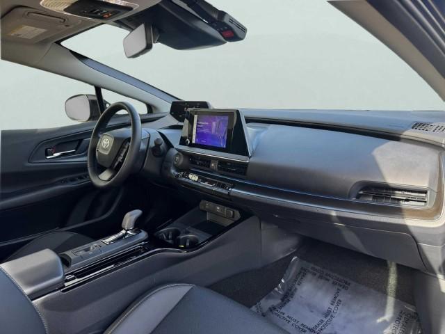 Photo of 2025 Midnight Black Metallic Toyota Prius