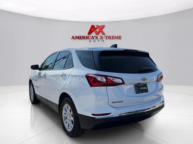 Photo of 2018 Summit White Chevrolet Equinox