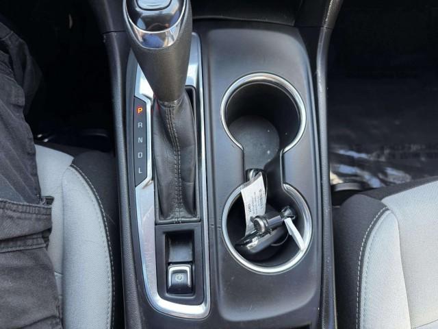 Photo of 2018 Summit White Chevrolet Equinox