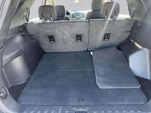 Photo of 2018 Summit White Chevrolet Equinox