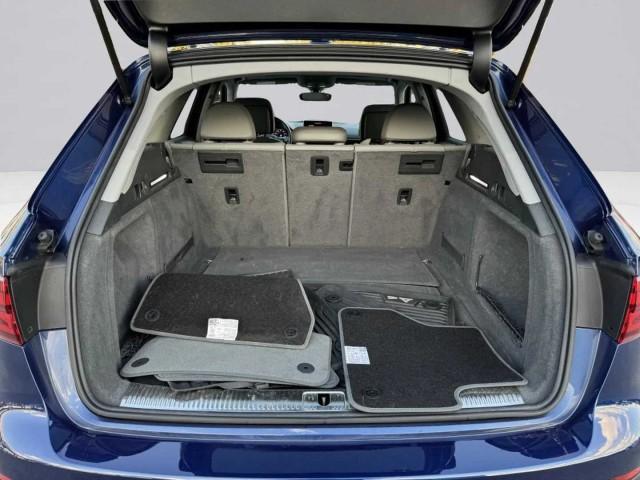 Photo of 2018 Scuba Blue Metallic Audi A4 allroad