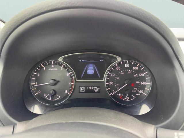 Photo of 2013 Metallic Slate Nissan Altima