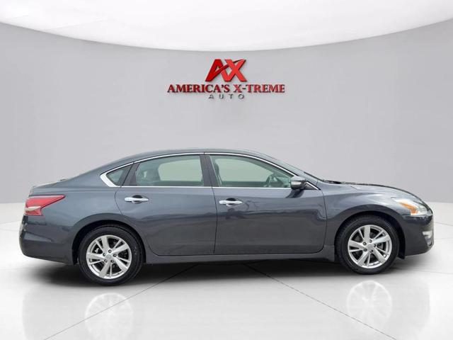 Photo of 2013 Metallic Slate Nissan Altima