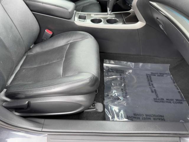 Photo of 2013 Metallic Slate Nissan Altima