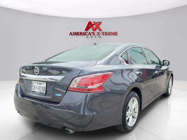Photo of 2013 Metallic Slate Nissan Altima