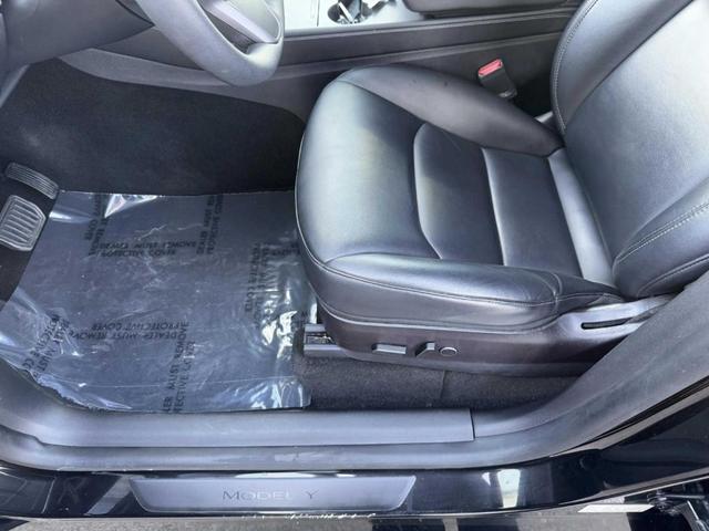 Photo of 2021 Black Tesla Model Y