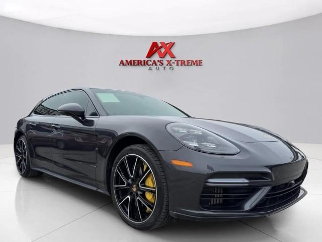 Photo of 2018 Volcano Grey Metallic Porsche Panamera