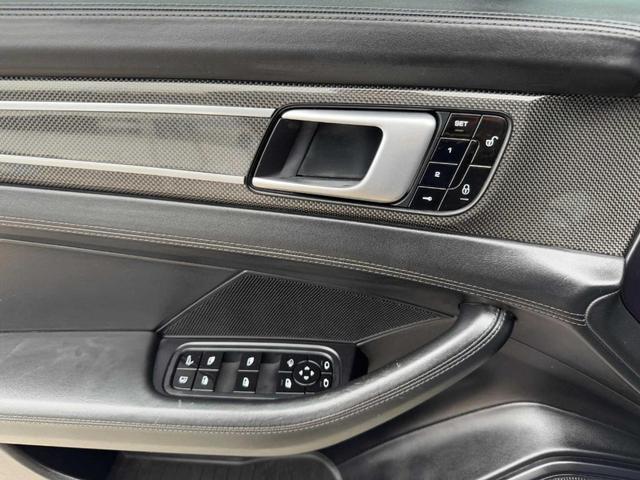 Photo of 2018 Volcano Grey Metallic Porsche Panamera