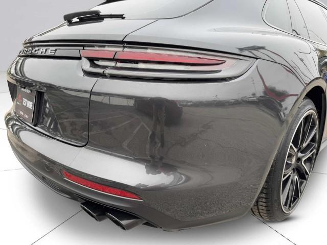 Photo of 2018 Volcano Grey Metallic Porsche Panamera