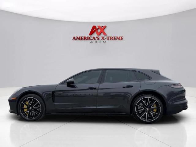 Photo of 2018 Volcano Grey Metallic Porsche Panamera