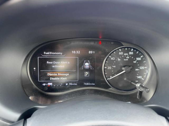Photo of 2024 Aspen White Nissan Kicks