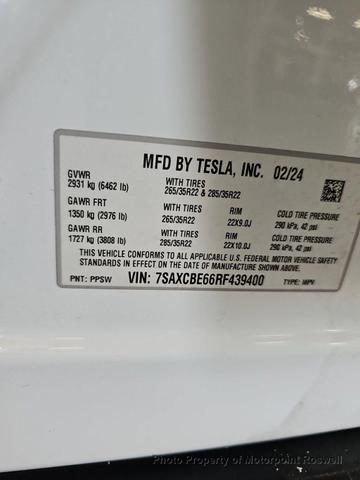Photo of 2024 Pearl White Multi-Coat Tesla Model X