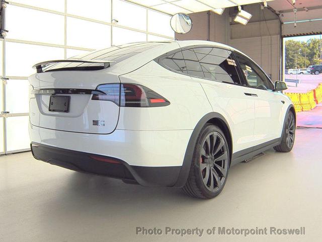 Photo of 2024 Pearl White Multi-Coat Tesla Model X