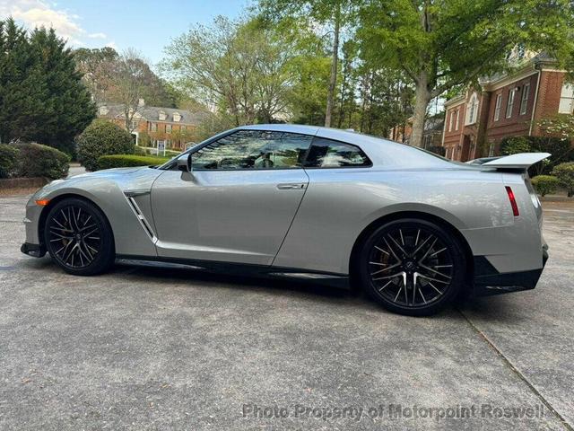 Photo of 2024 Super Silver QuadCoat Nissan GT-R