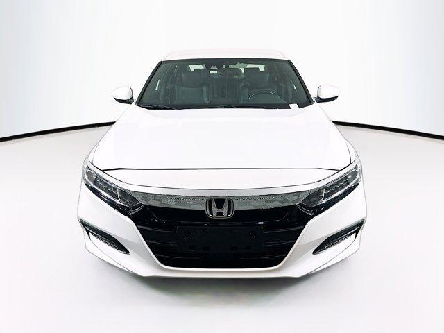 Photo of 2019 Platinum White Pearl Honda Accord