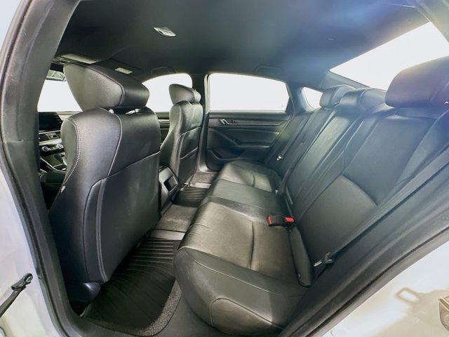 Photo of 2019 Platinum White Pearl Honda Accord