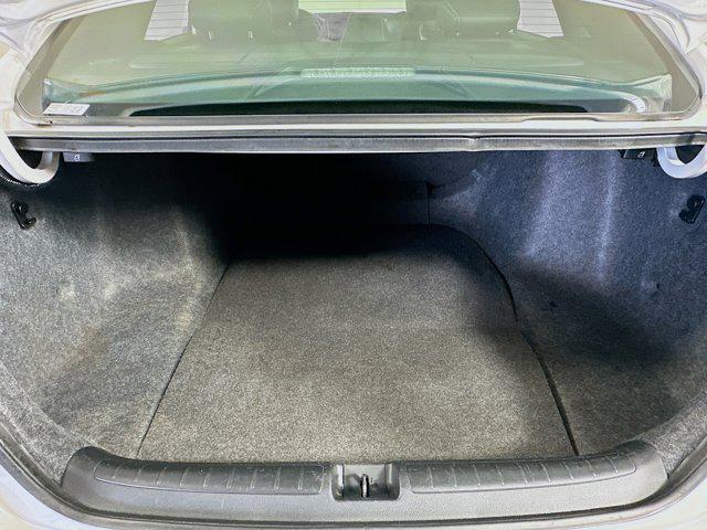Photo of 2019 Platinum White Pearl Honda Accord