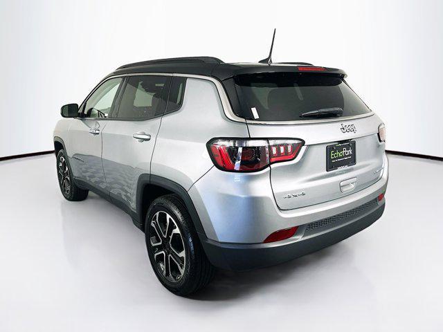 Photo of 2022 Billet Silver Metallic Clearcoat Jeep Compass