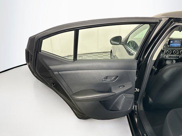 Photo of 2024 Super Black Nissan Sentra