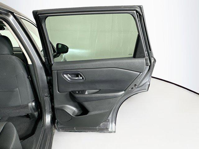 Photo of 2024 Gun Metallic Nissan Rogue