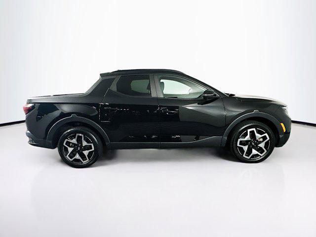 Photo of 2023 Phantom Black Hyundai SANTA CRUZ