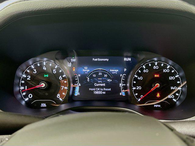 Photo of 2023 Diamond Black Crystal Pearlcoat Jeep Compass