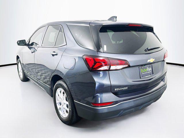 Photo of 2022 Iron Gray Metallic Chevrolet Equinox