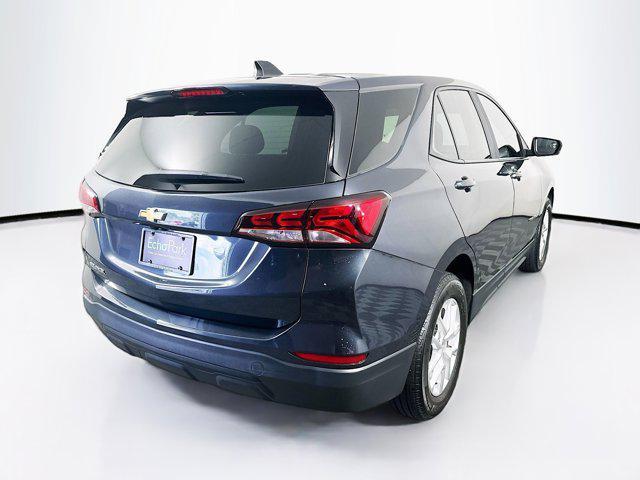 Photo of 2022 Iron Gray Metallic Chevrolet Equinox