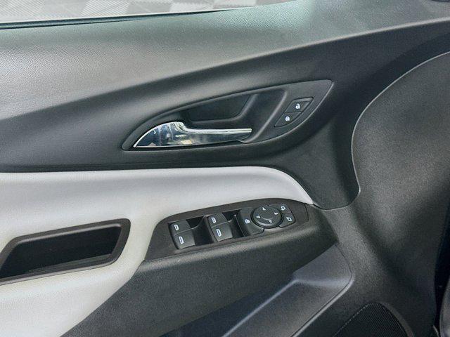 Photo of 2022 Iron Gray Metallic Chevrolet Equinox