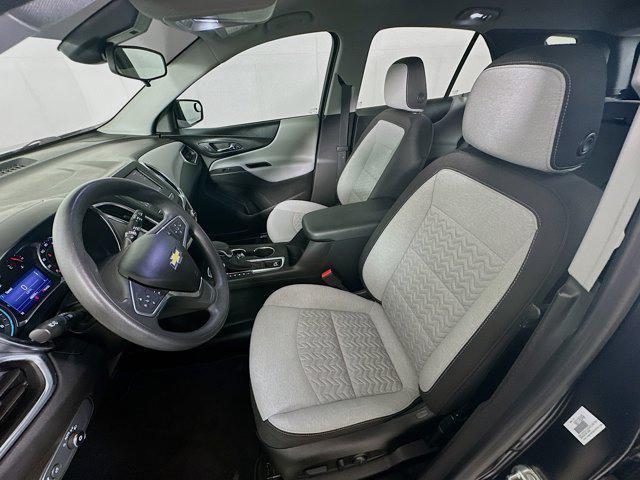 Photo of 2022 Iron Gray Metallic Chevrolet Equinox