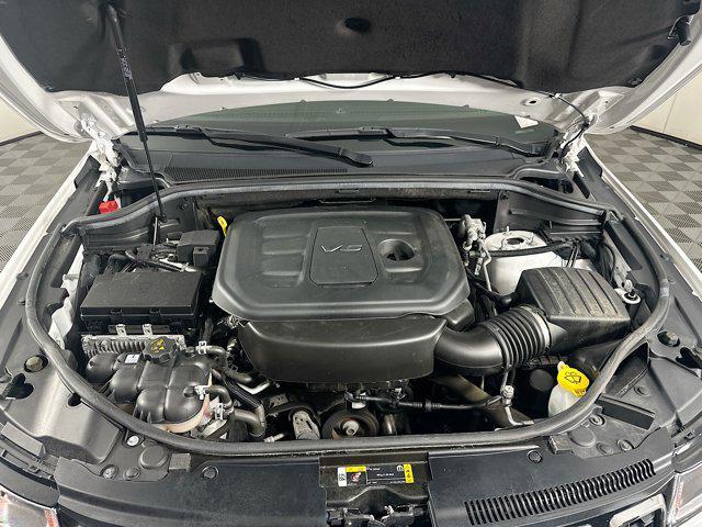 Photo of 2022 Bright White Clearcoat Jeep Grand Cherokee