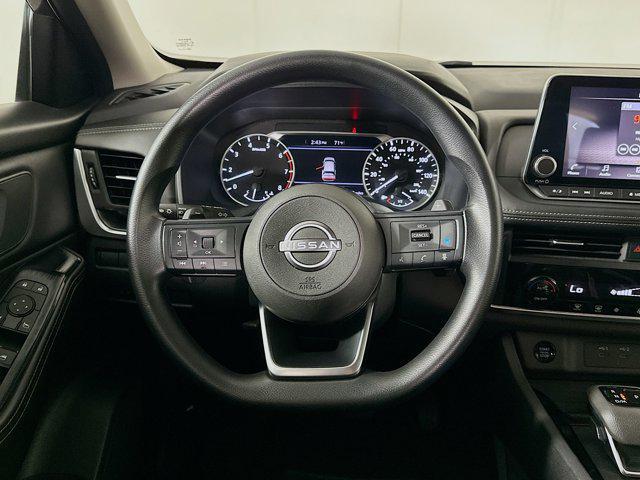 Photo of 2024 Gun Metallic Nissan Rogue