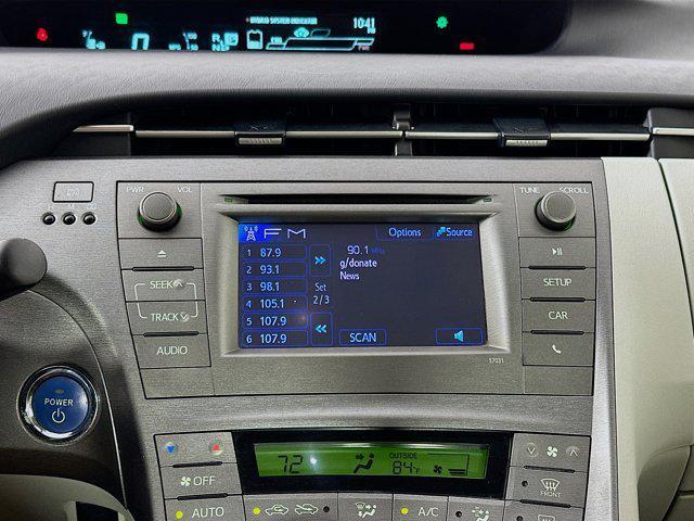 Photo of 2013 Classic Silver Metallic Toyota Prius