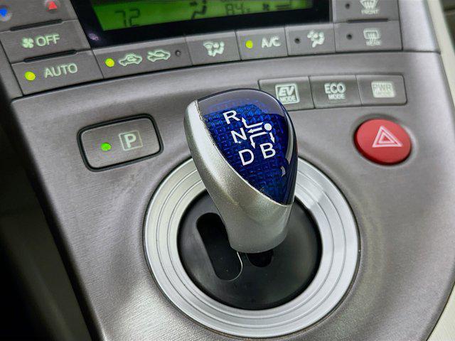 Photo of 2013 Classic Silver Metallic Toyota Prius