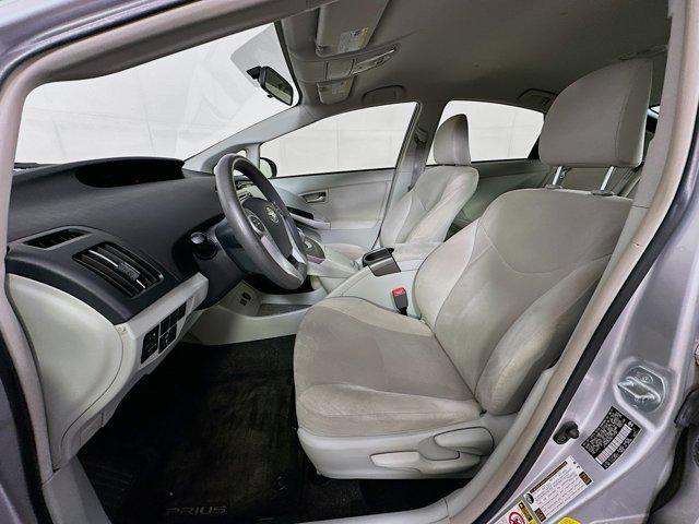 Photo of 2013 Classic Silver Metallic Toyota Prius