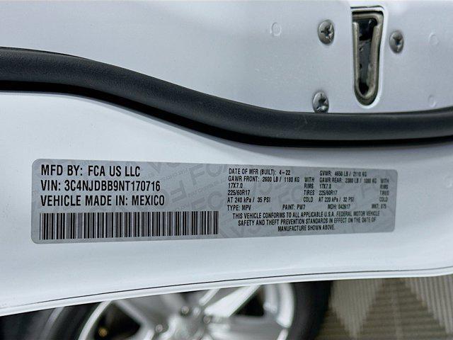 Photo of 2022 Bright White Clearcoat Jeep Compass