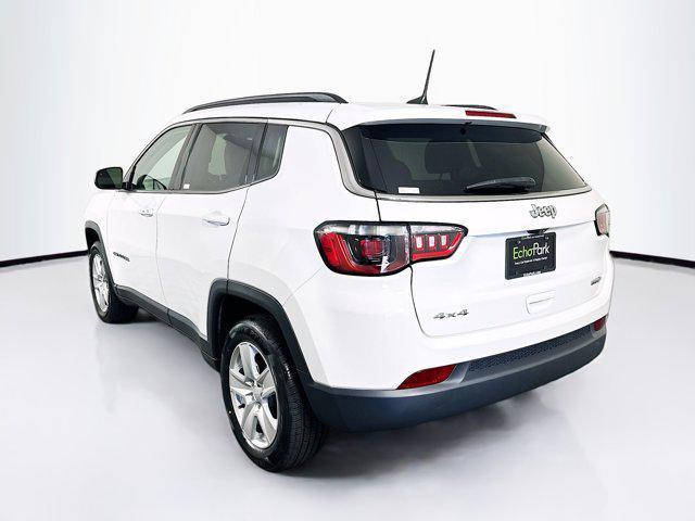 Photo of 2022 Bright White Clearcoat Jeep Compass