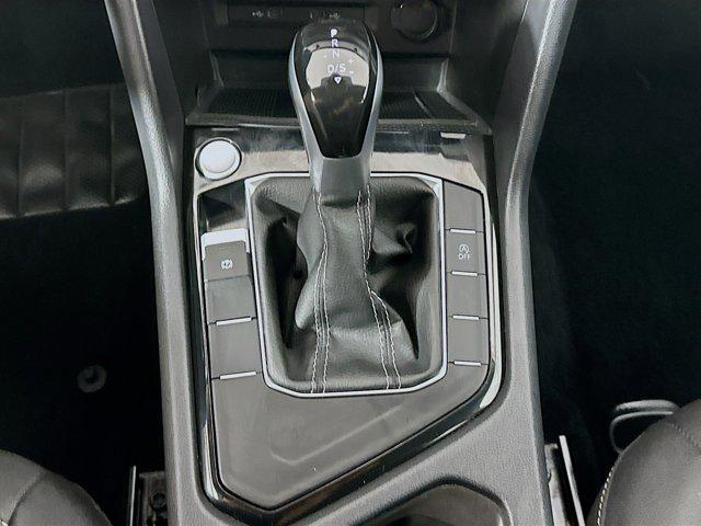 Photo of 2024 Pure White Volkswagen Taos