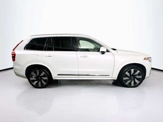 Photo of 2023 Crystal White Metallic Volvo XC90 Recharge Plug-In Hybrid